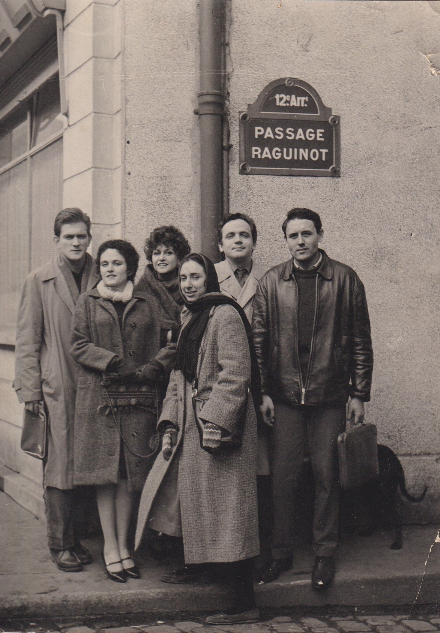 passage-raguinot-a-paris-erro-nina-thoeren-manina-myriam-bat-yosef-alain-jouffroy-et-henri-krea.jpg