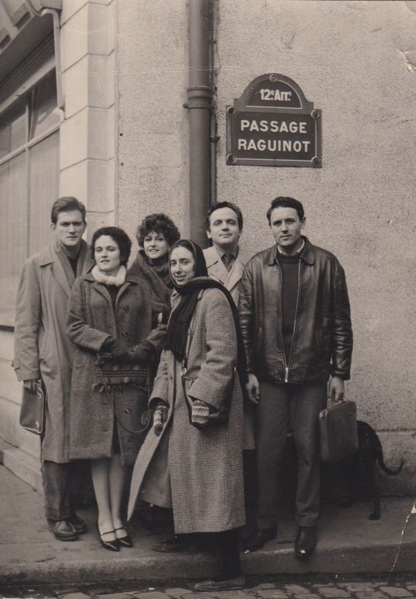 passage-raguinot-a-paris-erro-nina-thoeren-manina-myriam-bat-yosef-alain-jouffroy-et-henri-krea.jpg