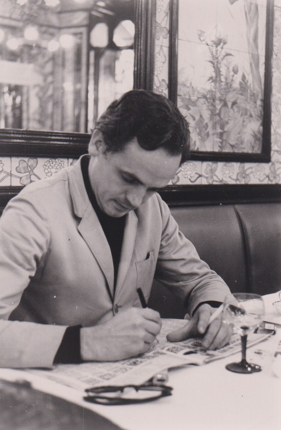1960ca_alainjouffroy-au-cafe.jpg