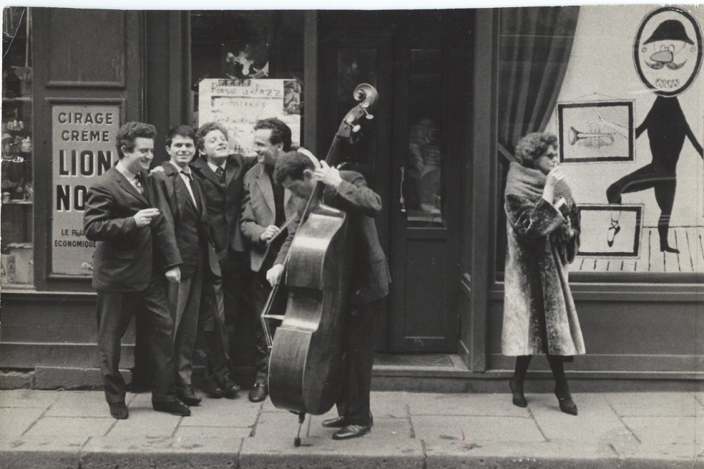 1960-fevrier_lecturepoemes-jazz_club55_paris.jpg