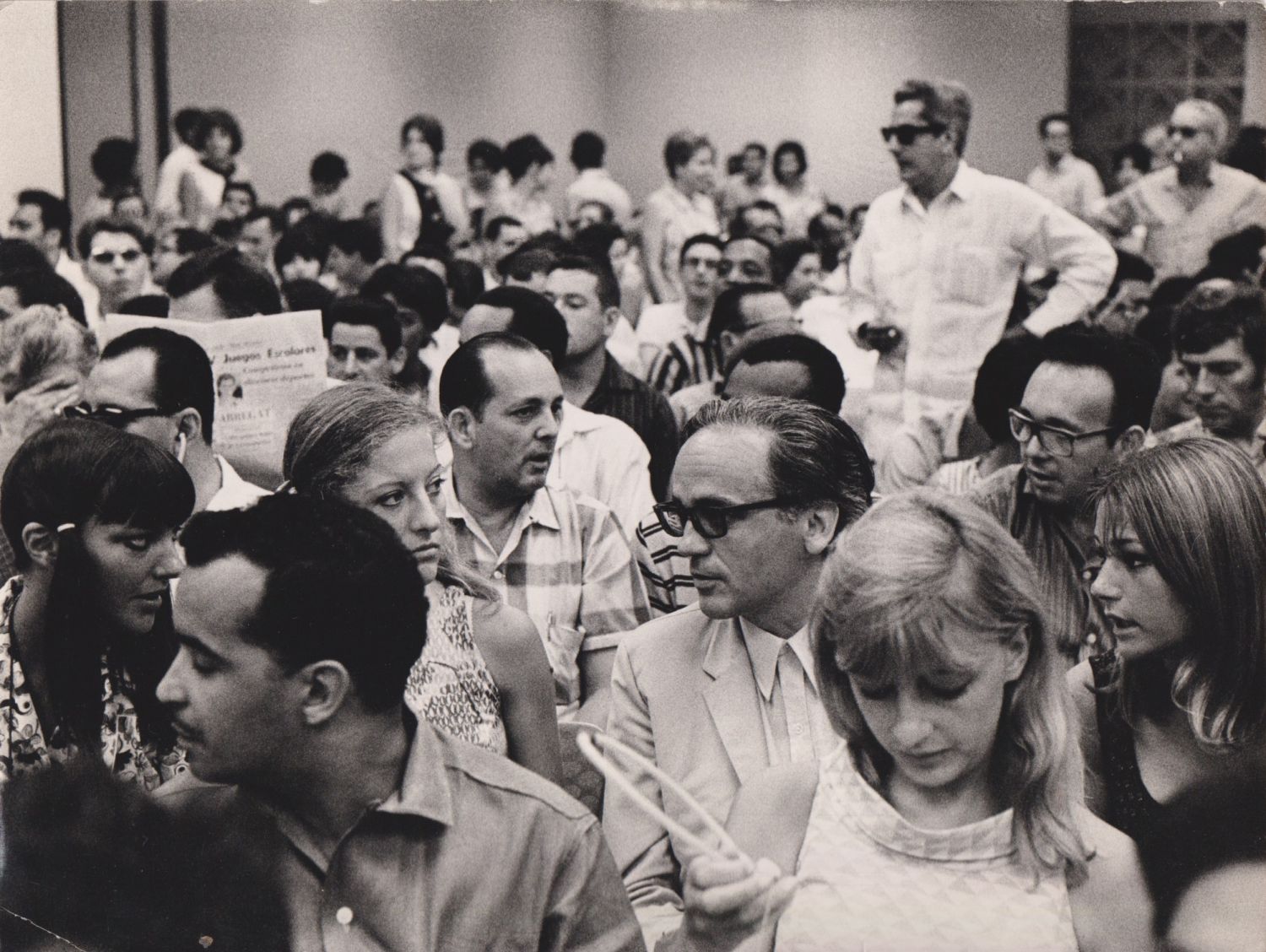 1963-alain-jouffroy-avec-florence-cuba.jpg