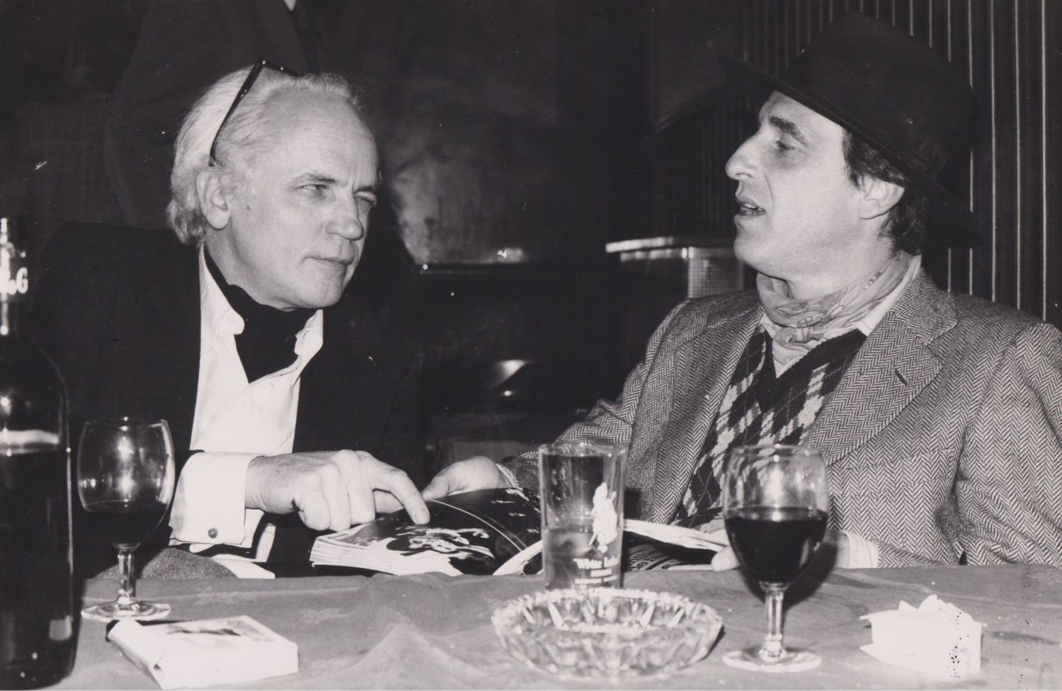 1977-juin-alainjouffroygerardfromanger-bardemontparnasse-photochristinegintz.jpg