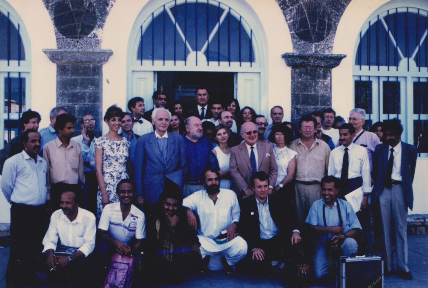 1991_alainjouffroy-inaugurationmaisonrimbaud-aden.jpg