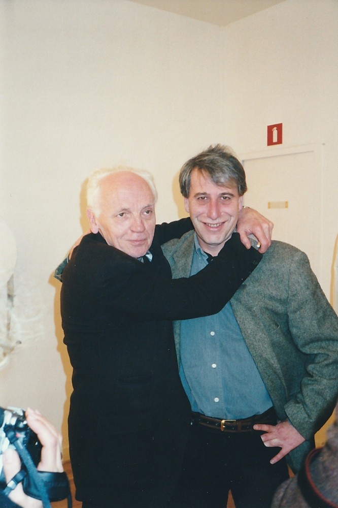 2000-alainjouffroyetyveshelias-cherbourg-objecteursartmakers.jpg