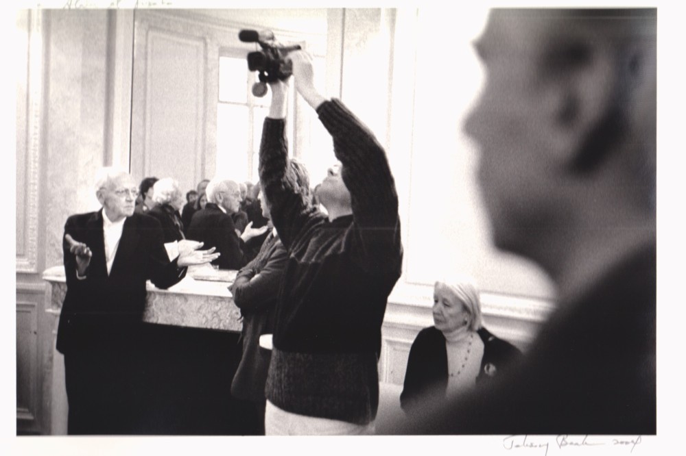 2004-alainjouffroy-prixapollinaire-photojehsongbaak.jpg
