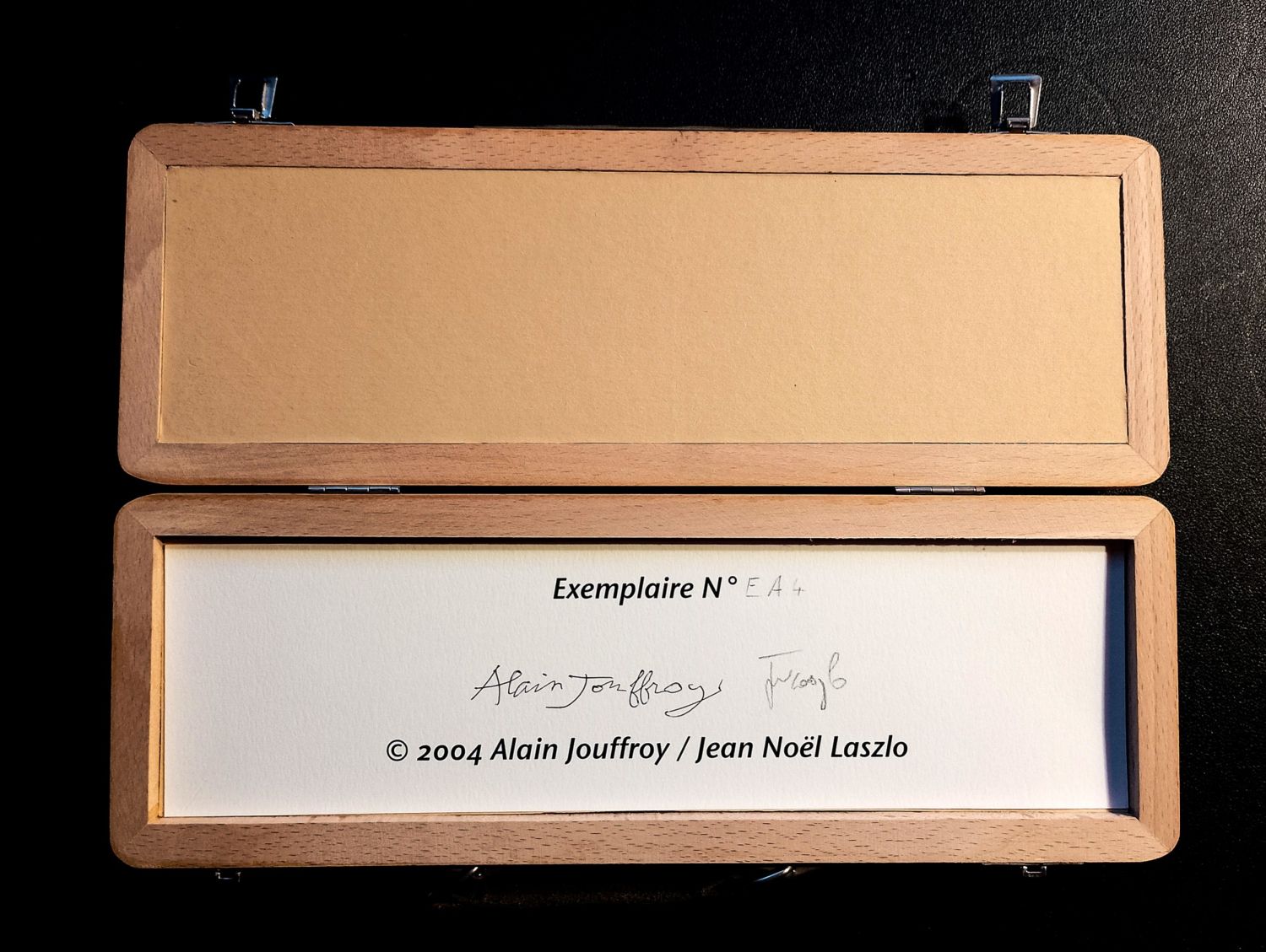 2004_jouffroy_laszlo_de-point-en-point_14.jpg